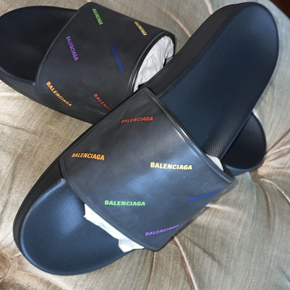 New BALENCIAGA slides (authentic) - Picture 4 of 9